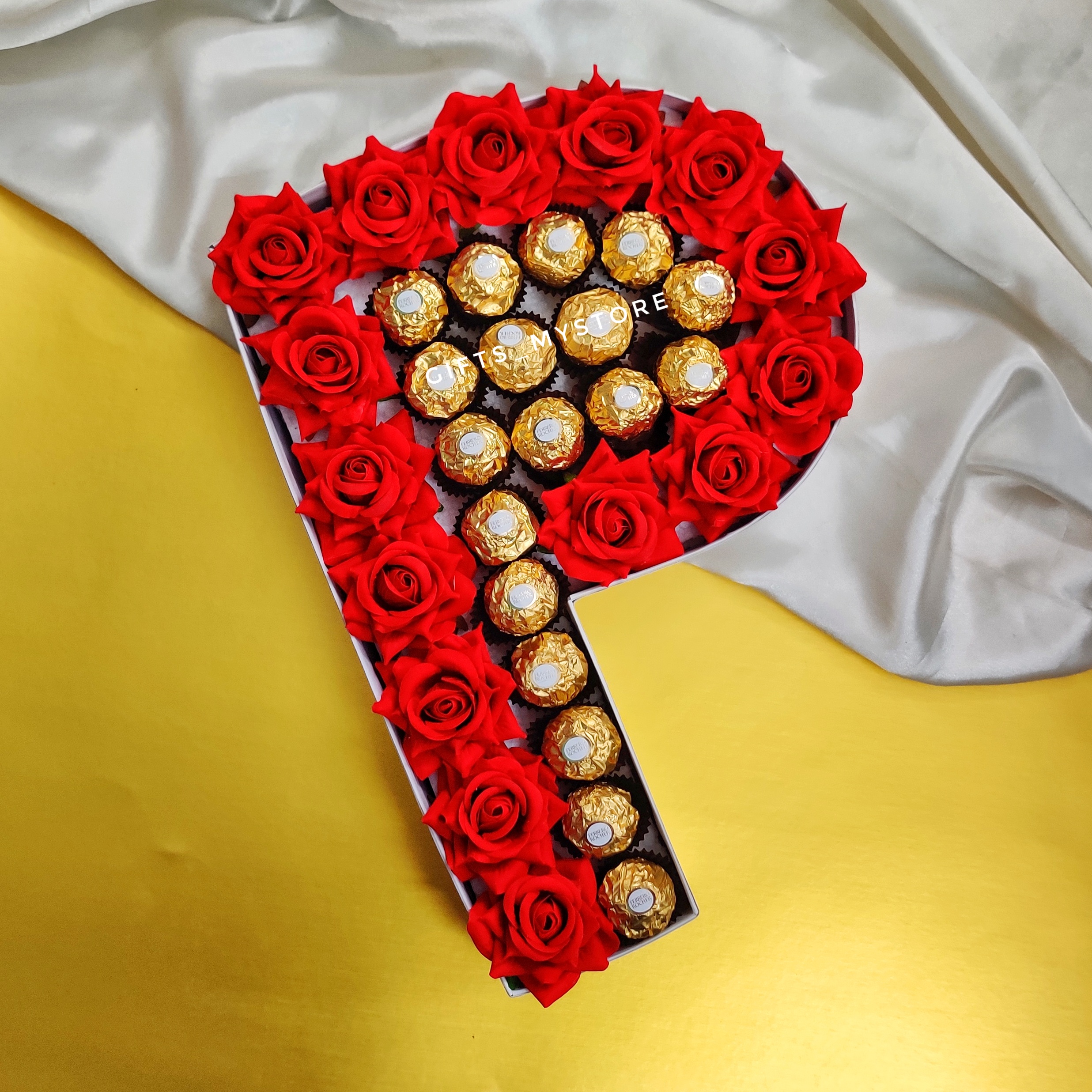 INITIALS CHOCOLATE GIFT – P